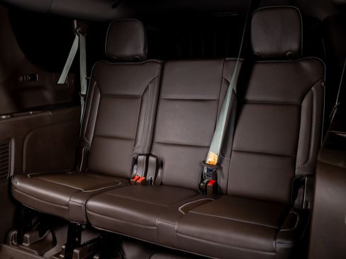 Used 2021 GMC Yukon XL Denali w/ Denali Ultimate Package image 27