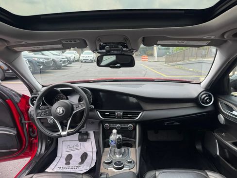 Used 2019 Alfa Romeo Giulia Ti w/ Nero Edizione AWD/4WD image 13
