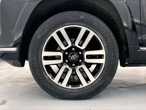 Used 2023 Toyota 4Runner Limited AWD/4WD image 8