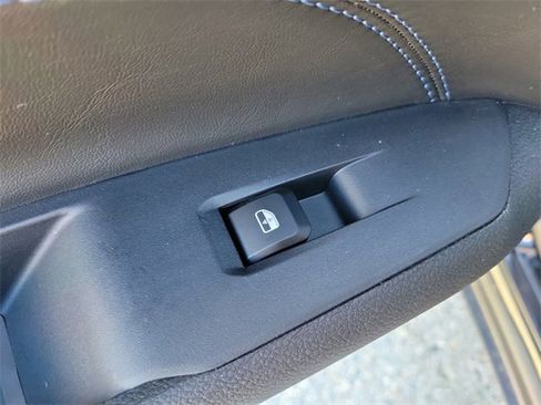 New 2026 Jeep Compass Latitude image 14