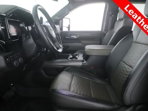 Used 2024 Chevrolet Silverado 2500 ZR2 w/ LPO, Dark Essentials Package AWD/4WD image 16