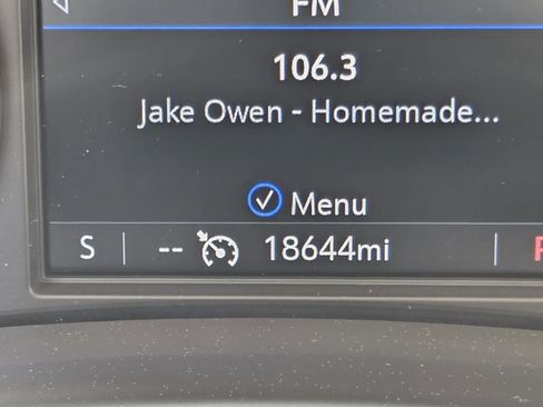 Used 2024 Buick Enclave Essence w/ Experience Buick Package image 26