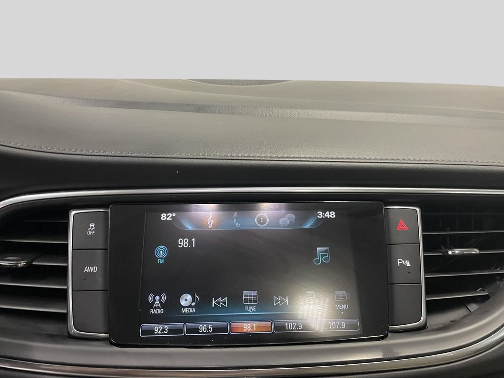 Used 2019 Buick Enclave Essence AWD/4WD image 13