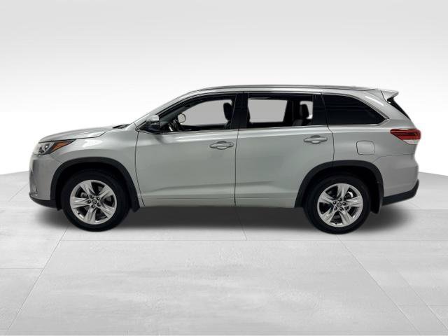 Used 2019 Toyota Highlander Limited AWD/4WD image 3