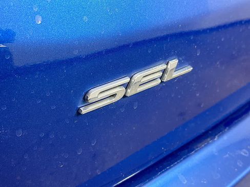 Certified 2022 Ford Edge SEL w/ Convenience Package image 7