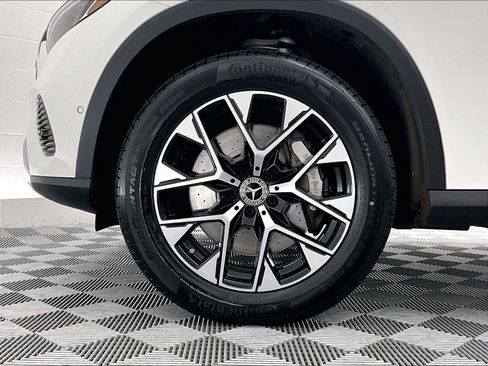 Certified 2025 Mercedes-Benz GLC 350e 4MATIC image 8