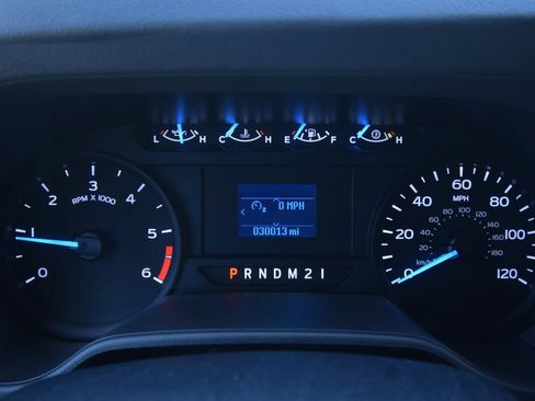 Used 2022 Ford E-350 and Econoline 350 Super Duty RWD image 20