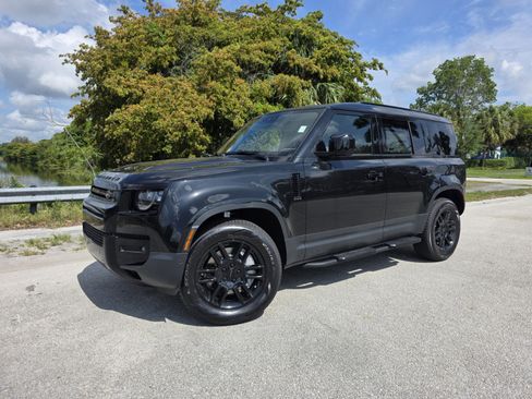 Used 2026 Land Rover Defender 110 S AWD/4WD image 1