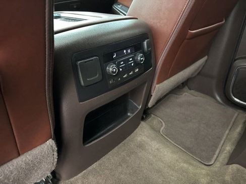 Used 2018 Chevrolet Tahoe Premier image 35