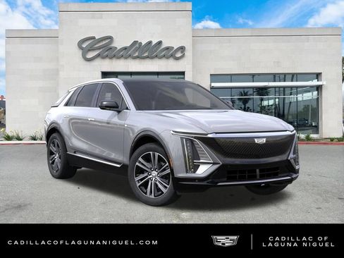 New 2026 Cadillac Lyriq Luxury AWD/4WD image 7