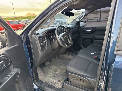 Used 2022 Chevrolet Silverado 1500 Custom image 18