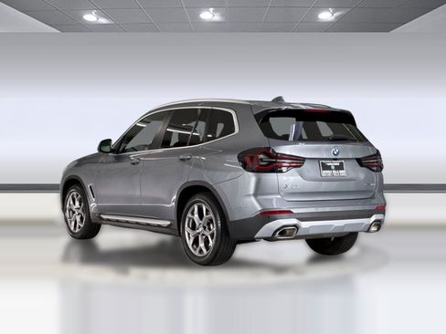 Used 2023 BMW X3 sDrive30i w/ Premium Package RWD image 3