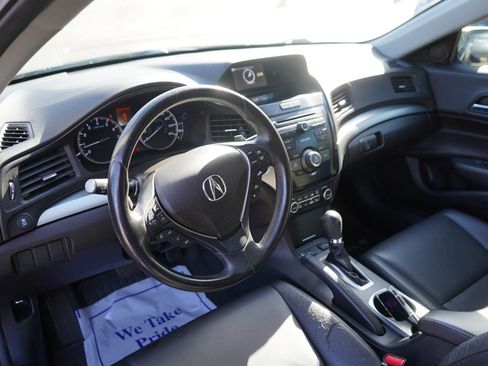 Used 2018 Acura ILX FWD image 8