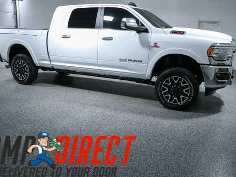 Used 2022 RAM 2500 Limited AWD/4WD image 6