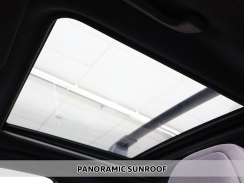 Used 2025 Subaru Forester Premium image 3