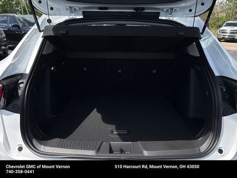 New 2026 Chevrolet Trax LT w/ Driver Confidence Package FWD image 24