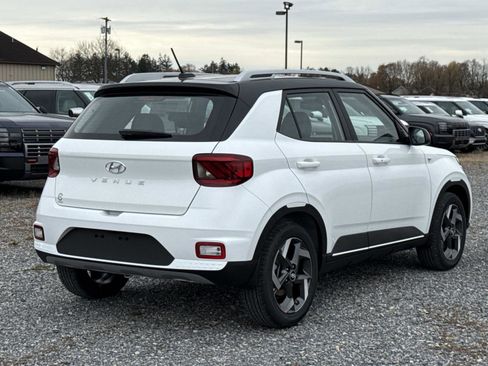 New 2026 Hyundai Venue SEL image 12