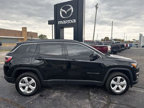 Used 2019 Jeep Compass Latitude w/ Popular Equipment Group image 7