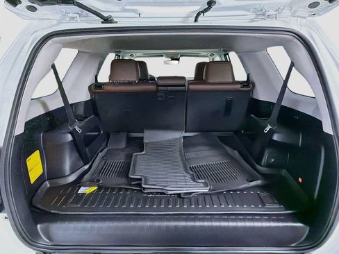 Used 2023 Toyota 4Runner Limited AWD/4WD image 25