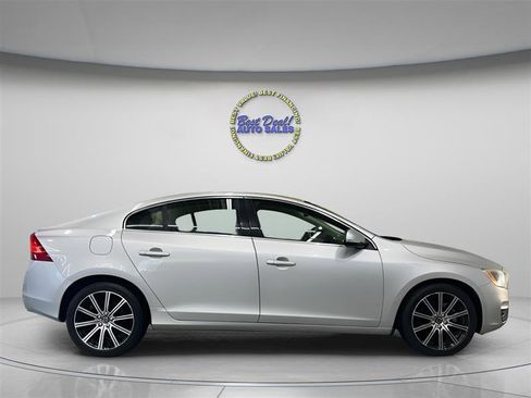 Used 2016 Volvo S60 T5 Inscription Platinum AWD/4WD image 6
