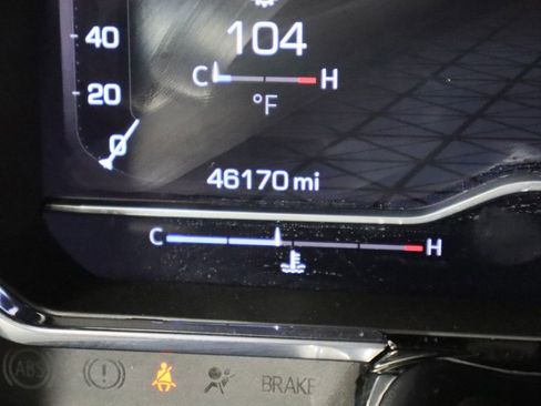 Used 2025 GMC Sierra 1500 SLT AWD/4WD image 35
