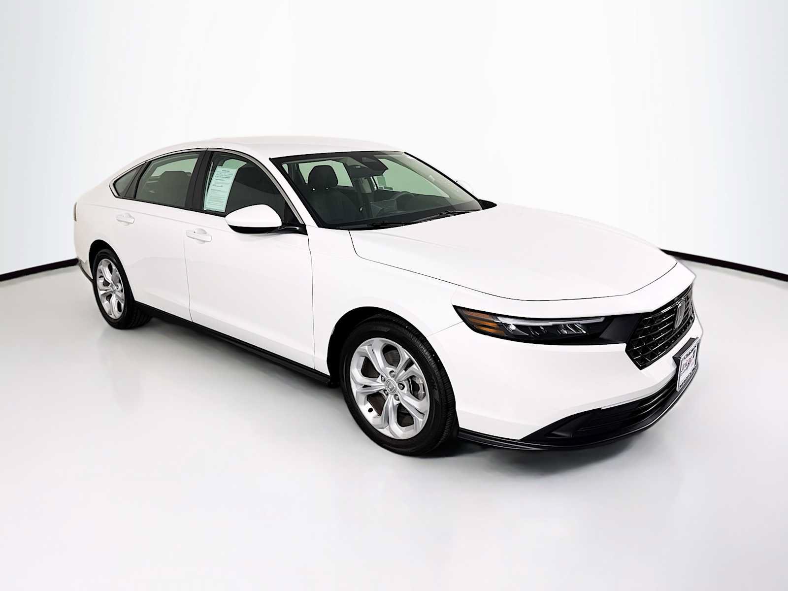 Certified 2024 Honda Accord LX image 1