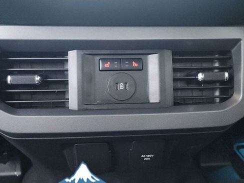 Certified 2024 Ford F350 Lariat w/ Black Appearance Package image 20