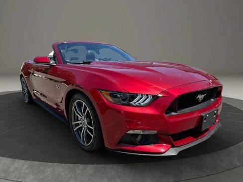 Used 2015 Ford Mustang GT Premium RWD image 3