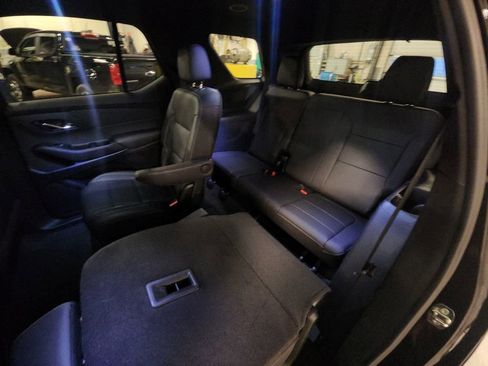 Certified 2023 Chevrolet Traverse LT AWD/4WD image 36