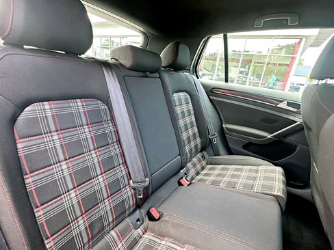 Used 2016 Volkswagen GTI S FWD image 27