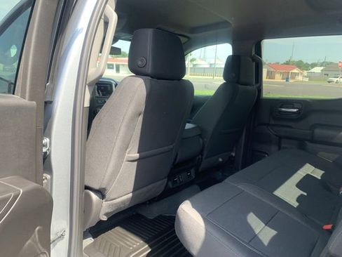 New 2025 Chevrolet Silverado 1500 Custom image 17