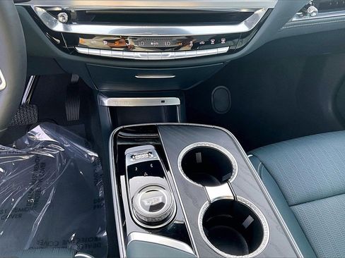 Certified 2024 Cadillac Lyriq Sport w/ Nappa Leather Package image 15