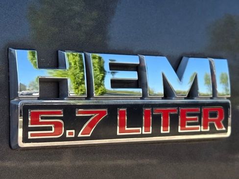 Used 2014 RAM 1500 Laramie w/ Convenience Group AWD/4WD image 16