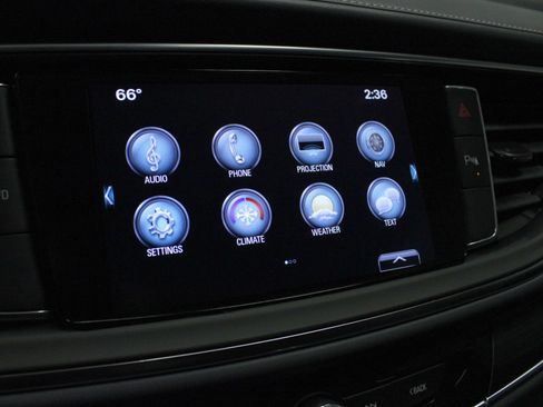 Used 2019 Buick Enclave Essence image 28