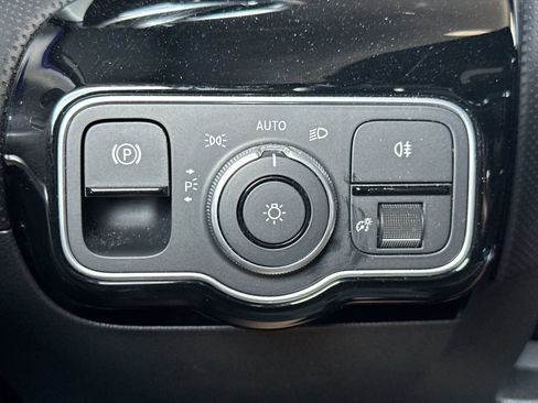Used 2026 Mercedes-Benz CLA 250 4MATIC image 30