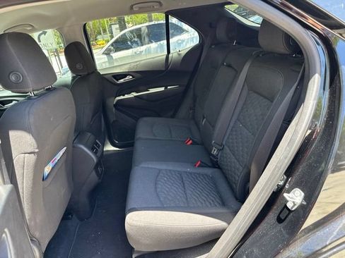 Used 2019 Chevrolet Equinox LT FWD image 11