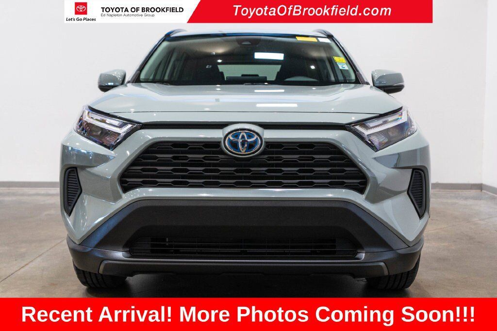 Certified 2023 Toyota RAV4 XLE AWD/4WD image 2