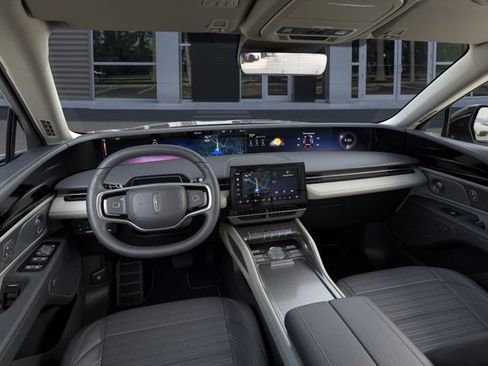New 2025 Lincoln Nautilus Reserve AWD/4WD image 9