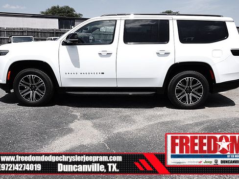 New 2026 Jeep Grand Wagoneer 2WD w/ Premium Group I image 2