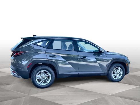 New 2026 Hyundai Tucson SE FWD image 9