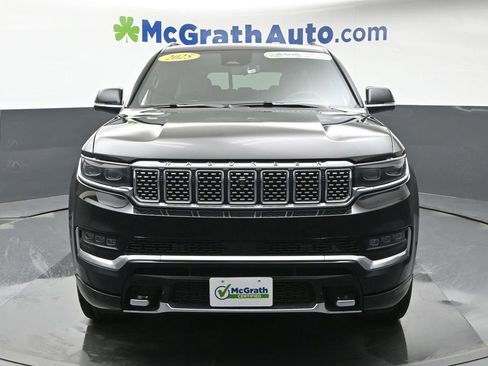 Used 2025 Jeep Grand Wagoneer L Series III w/ Rear Seat Video Group 1 AWD/4WD image 5