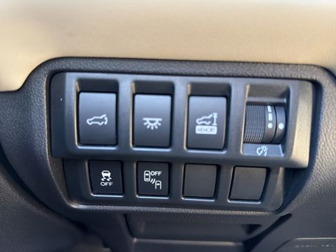 Certified 2021 Subaru Ascent Limited w/ Popular Package #2A image 26