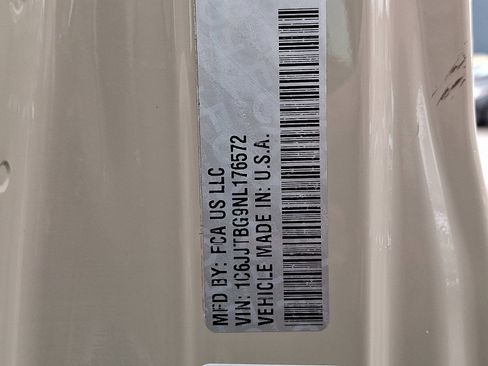 Used 2022 Jeep Gladiator Rubicon w/ LED Lighting Group image 25