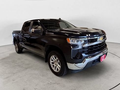 Used 2022 Chevrolet Silverado 1500 LT AWD/4WD image 8