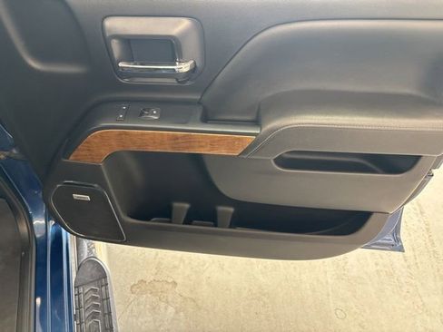 Used 2017 Chevrolet Silverado 1500 LTZ w/ Sport Package AWD/4WD image 31
