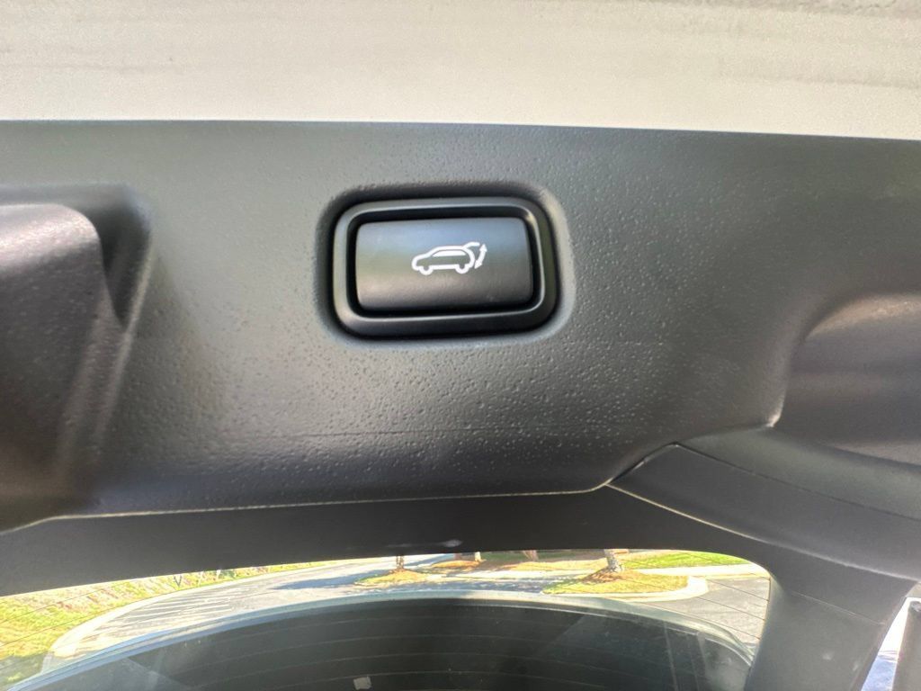 Used 2023 Kia Niro Wind w/ Wind Preserve Package FWD image 29