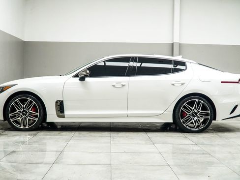 Used 2022 Kia Stinger GT1 w/ Red Interior Color Package image 10