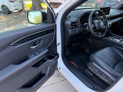Used 2026 Honda Passport TrailSport Elite image 11
