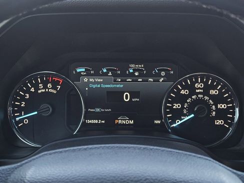 Used 2019 Ford F150 Platinum w/ Equipment Group 701A Luxury image 20