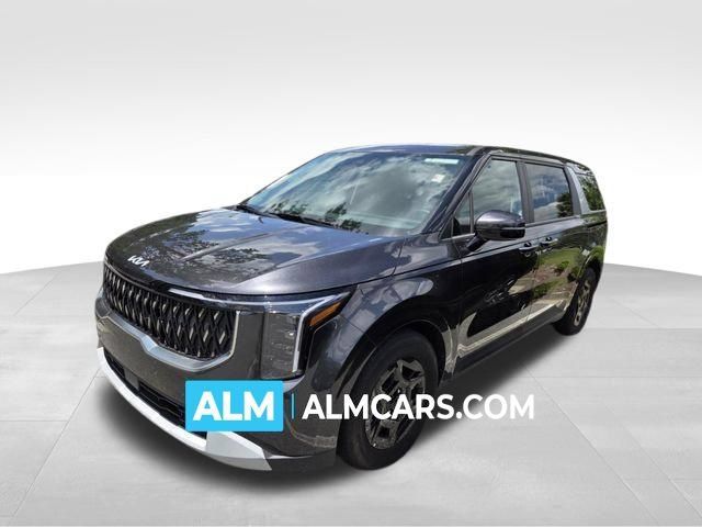 Used 2025 Kia Carnival FWD image 1
